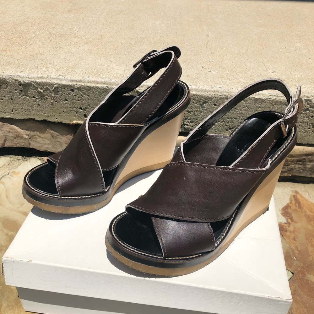 Chloe Sandals - Picture 2 of 4